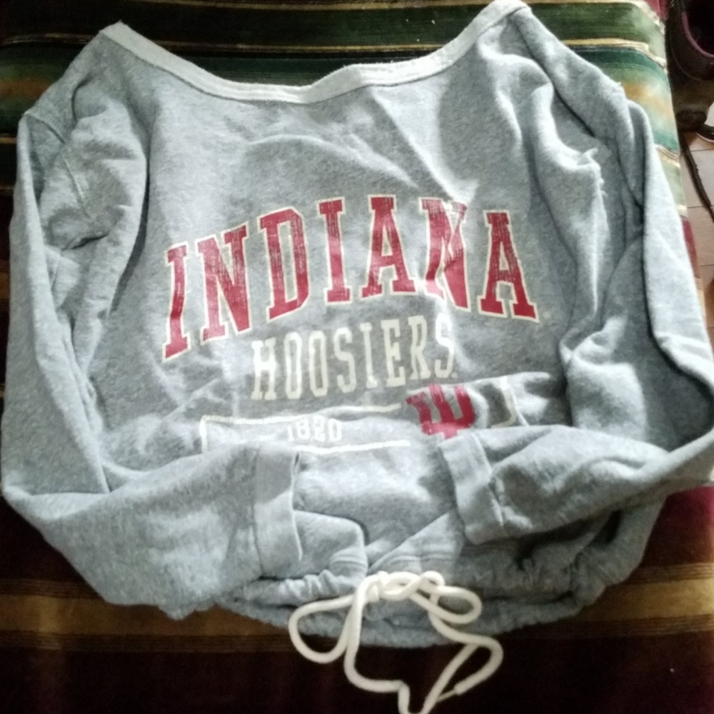 IU Long sleeve